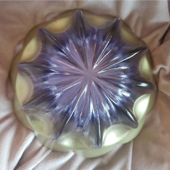 Vintage lotus flower bowl - Picture 4 of 9